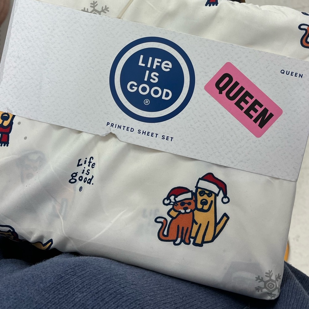 Life is Good Queen Christmas/Holiday Sheet Set